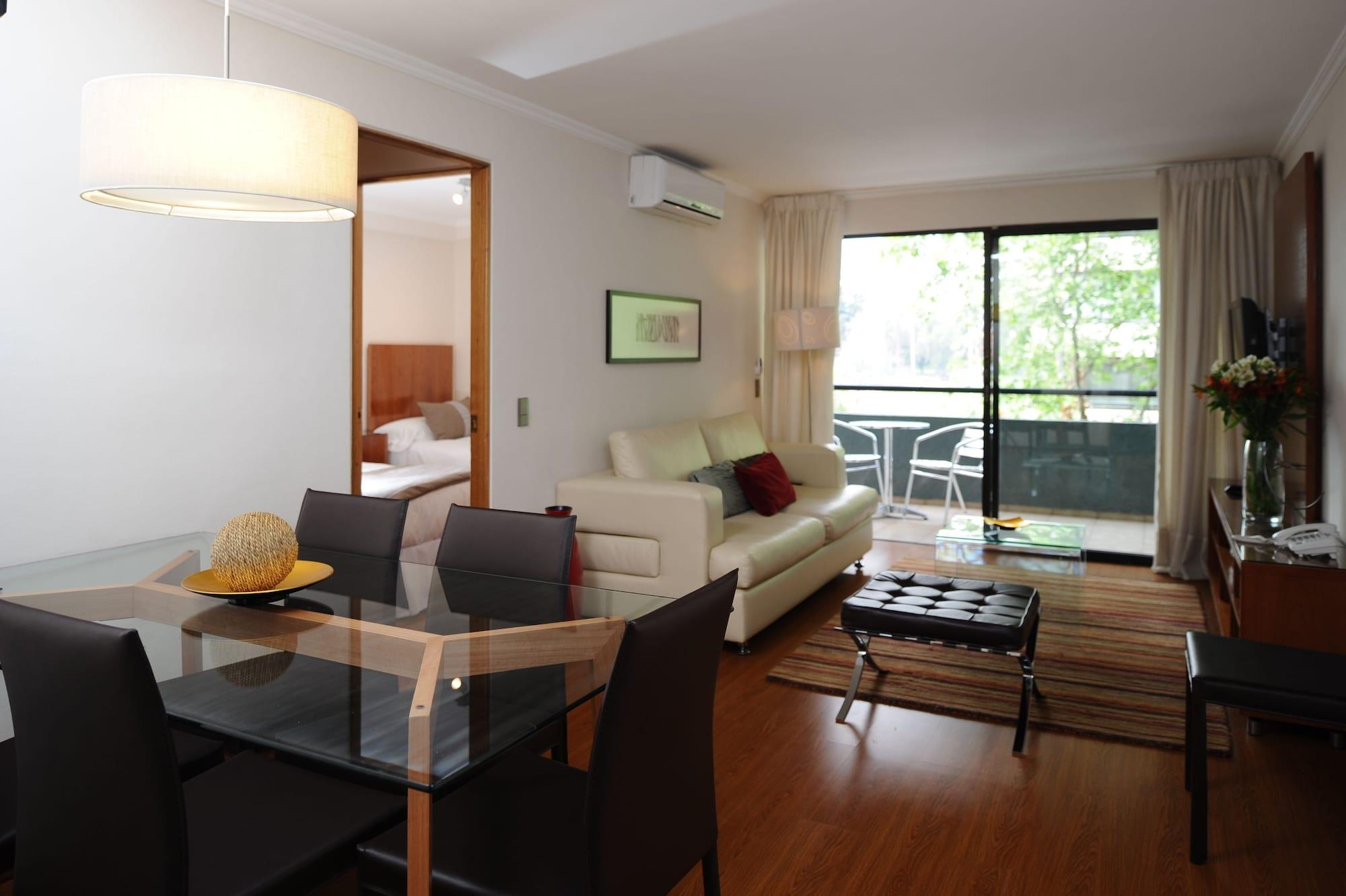 Time - Essential Apartahotel