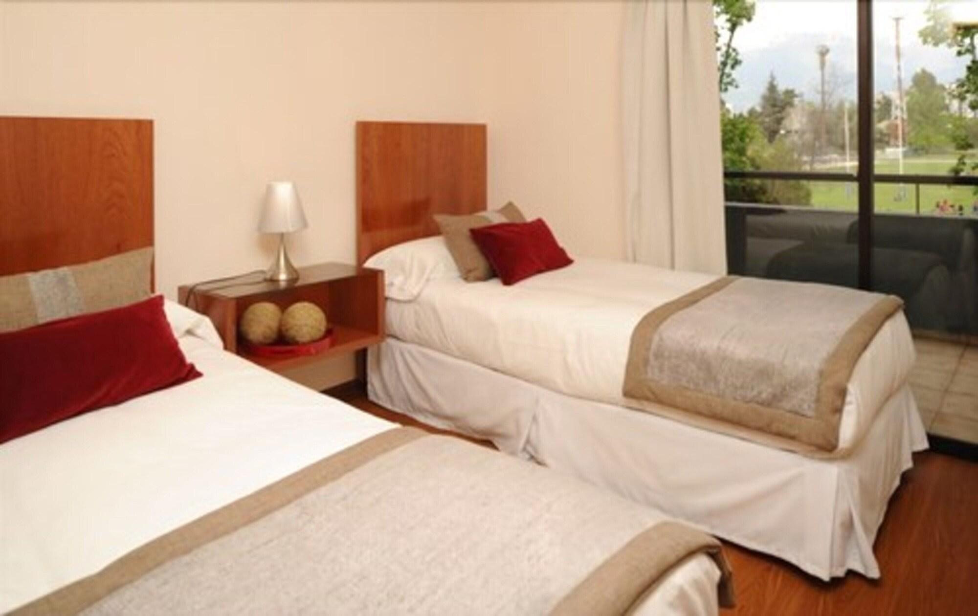 Apartahotel Time - Essential Santiago de Chile