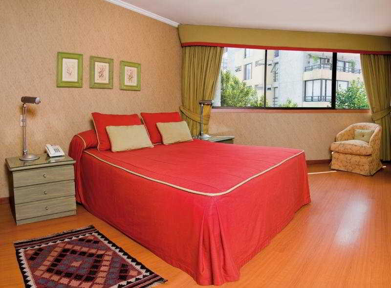 Apartahotel Time - Essential Santiago de Chile