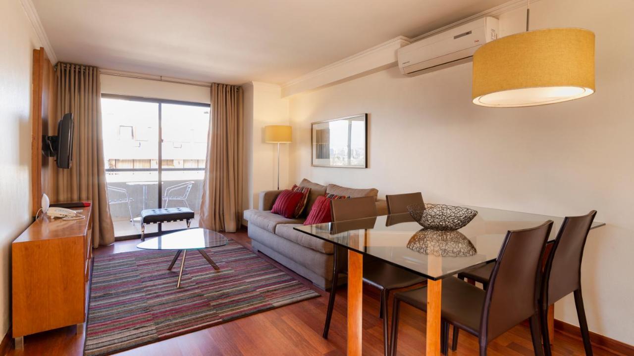 Apartahotel Time - Essential Santiago de Chile